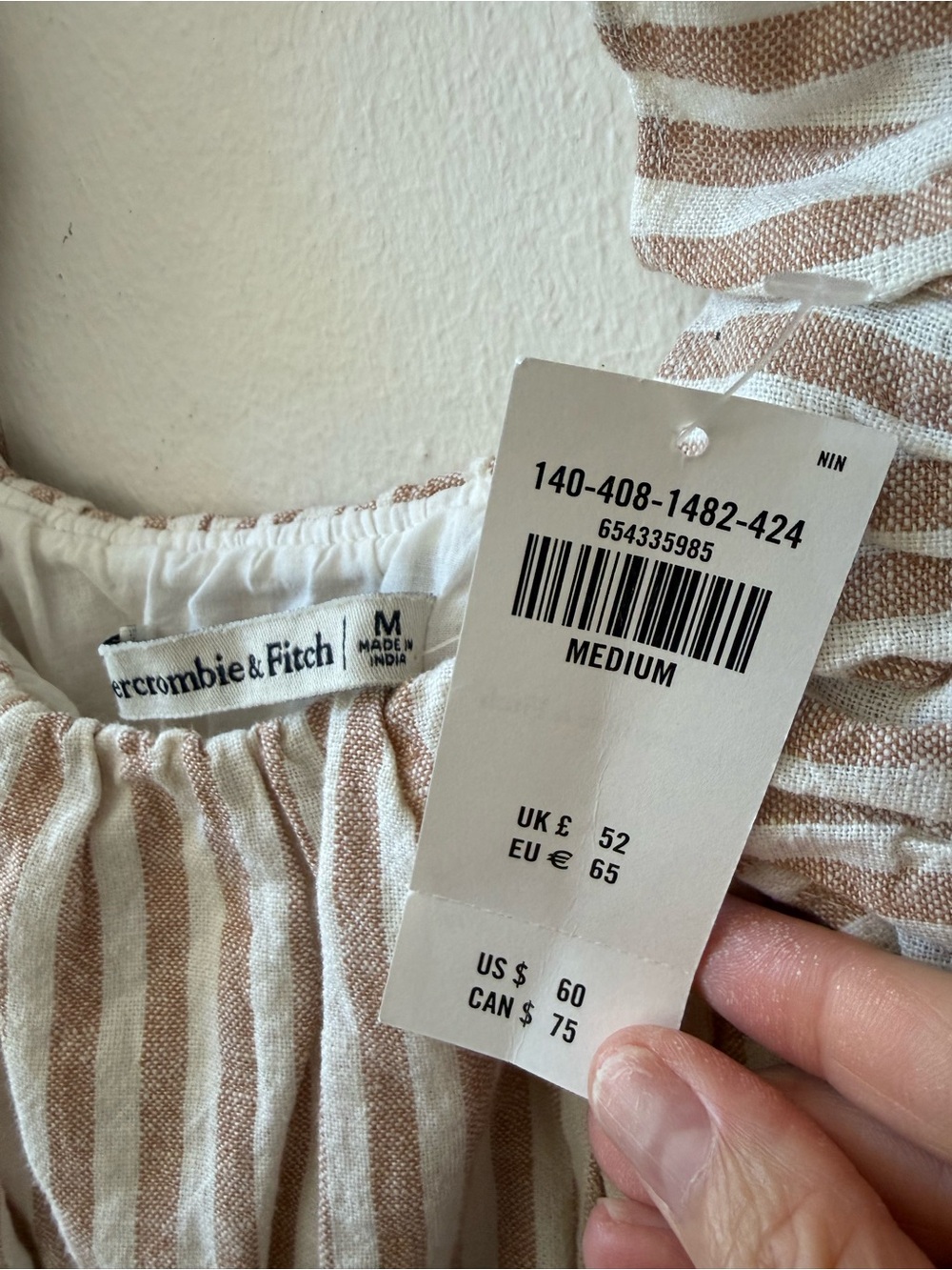 NWT Abercrombie & Fitch Ruffle Strap Linen-blend Baby Doll Beige and white top - Picture 3 of 4